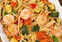 Lemon Garlic Shrimp and Zucchini Pasta