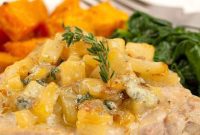 Seared Pork Chops with Caramelized Pears