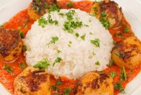 Seared Scallops with Vibrant Red Pepper Reduction