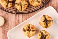 Umami Mushroom Puffs