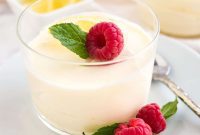 Light and Fluffy Lemon Mousse