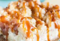 Salted Caramel Apple Cheesecake Bars