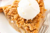 Ultimate Apple Crumble Pie