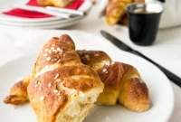 Effortless Pretzel Croissant Bliss