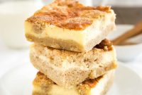 Cinnamon Sugar Snickerdoodle Cheesecake Bars